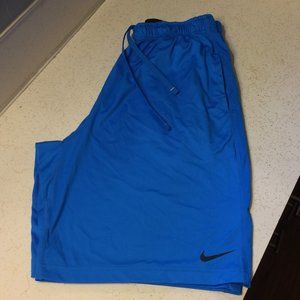 Mens Nike Livestrong Shorts - Size Medium